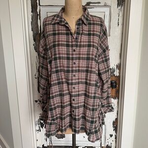 Easel Plaid Button-Up Shirt